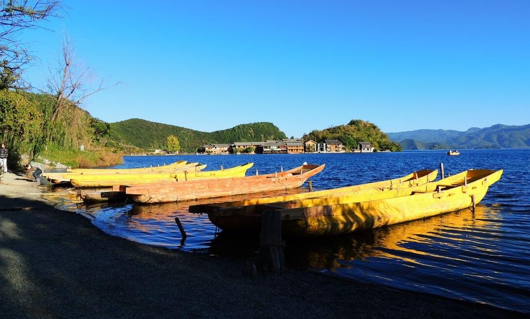 泸沽湖