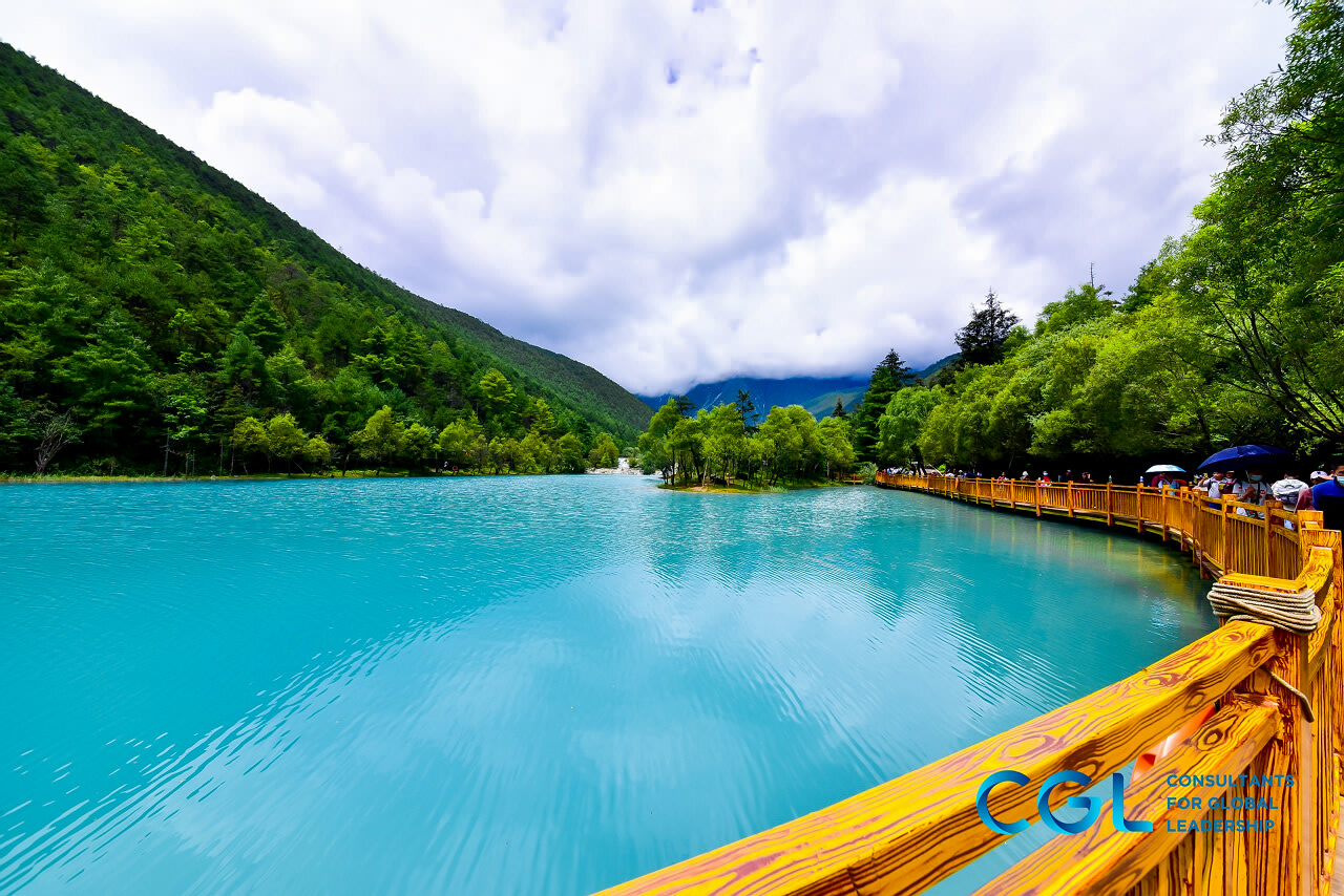 丽江玉龙雪山旅游团建公司