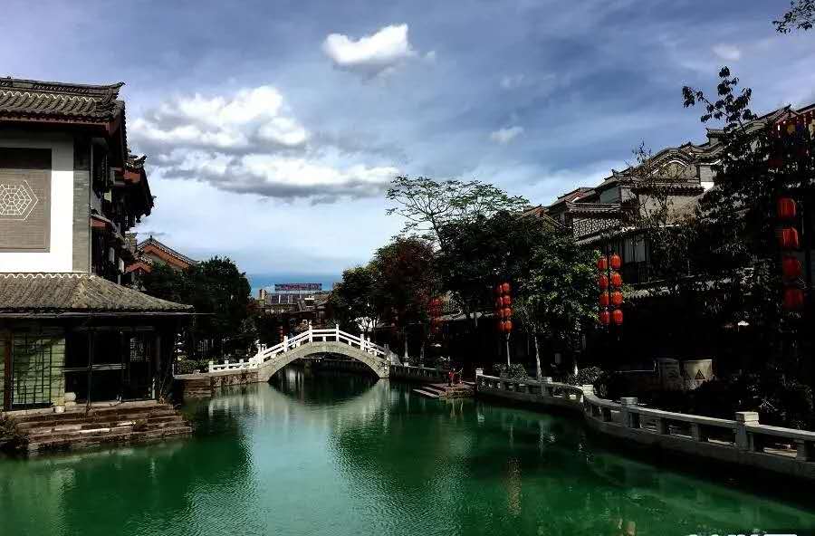 云南省10条非遗主题旅游线路推荐之线路一：滇西·丝路云裳之旅