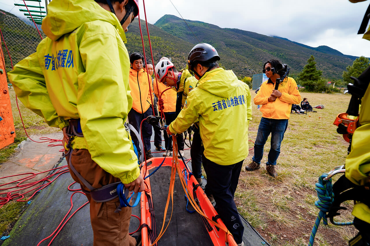 丽江登山协会救援分队