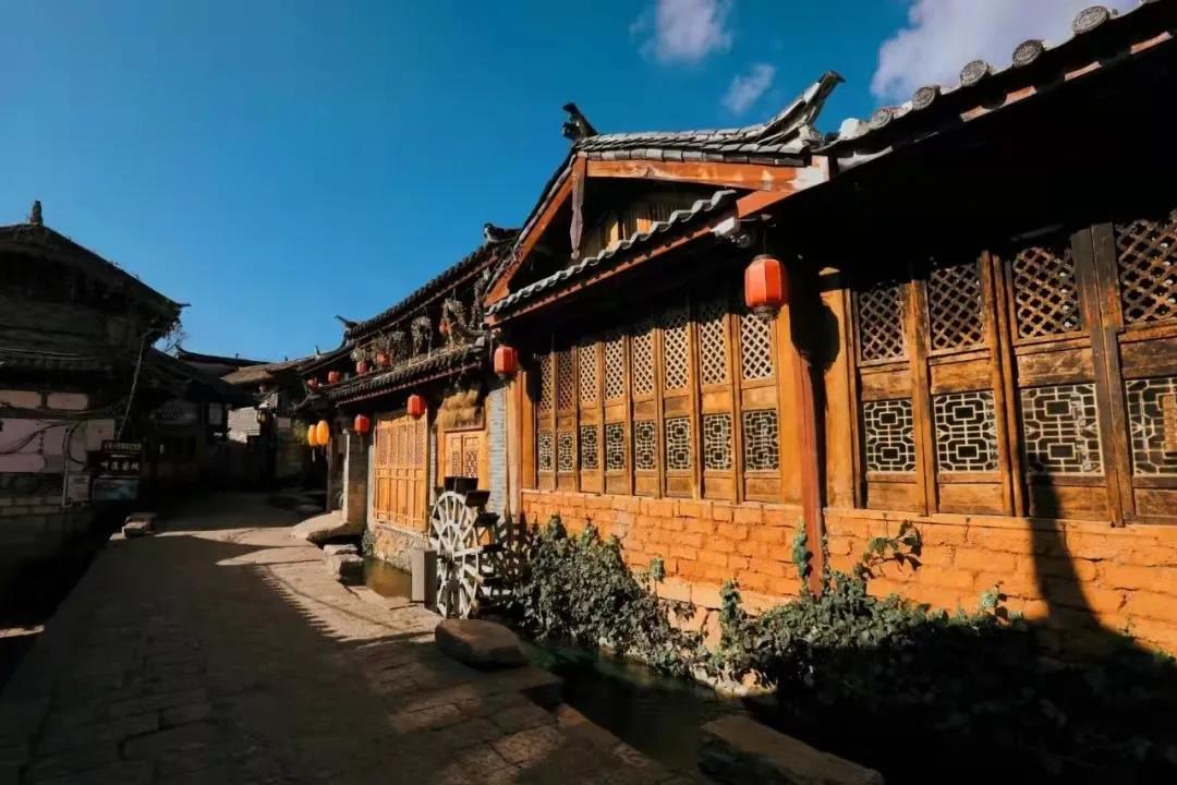 来束河古镇，住一住，喝喝茶，收收心