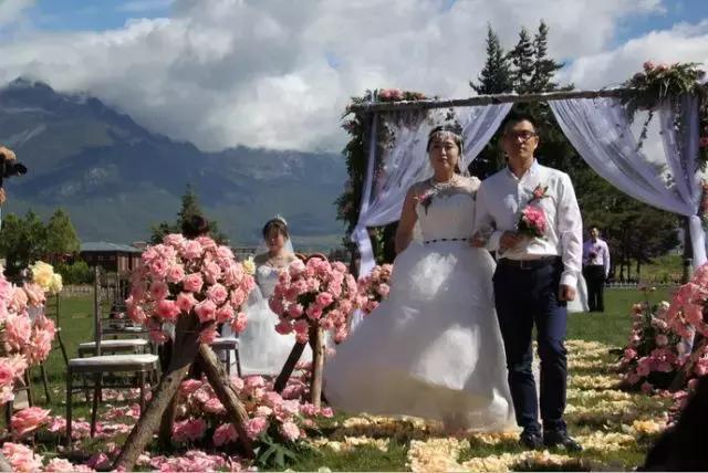 丽江雪山玫瑰庄园