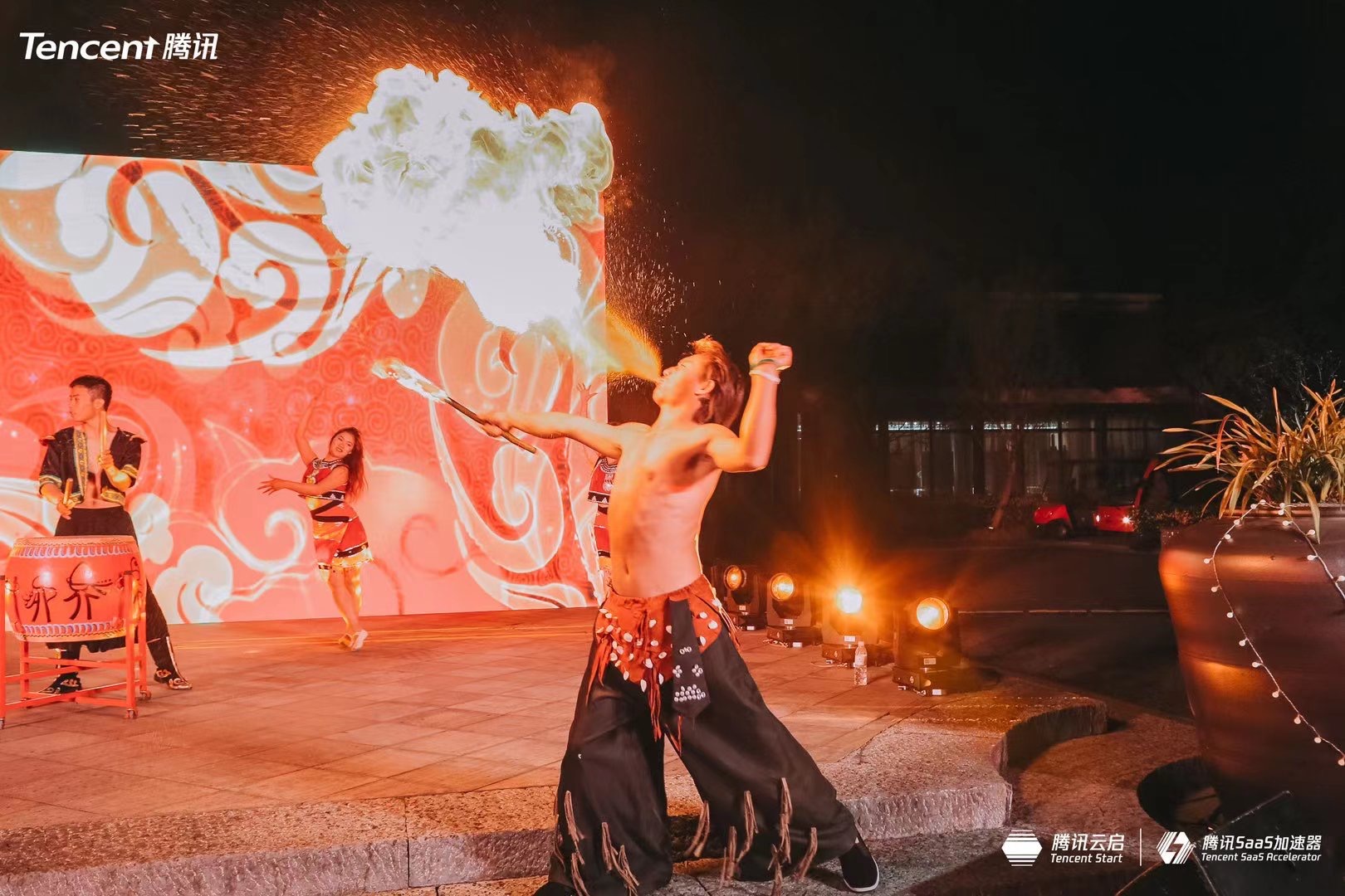 丽江铂尔曼度假酒店室外庆祝晚宴