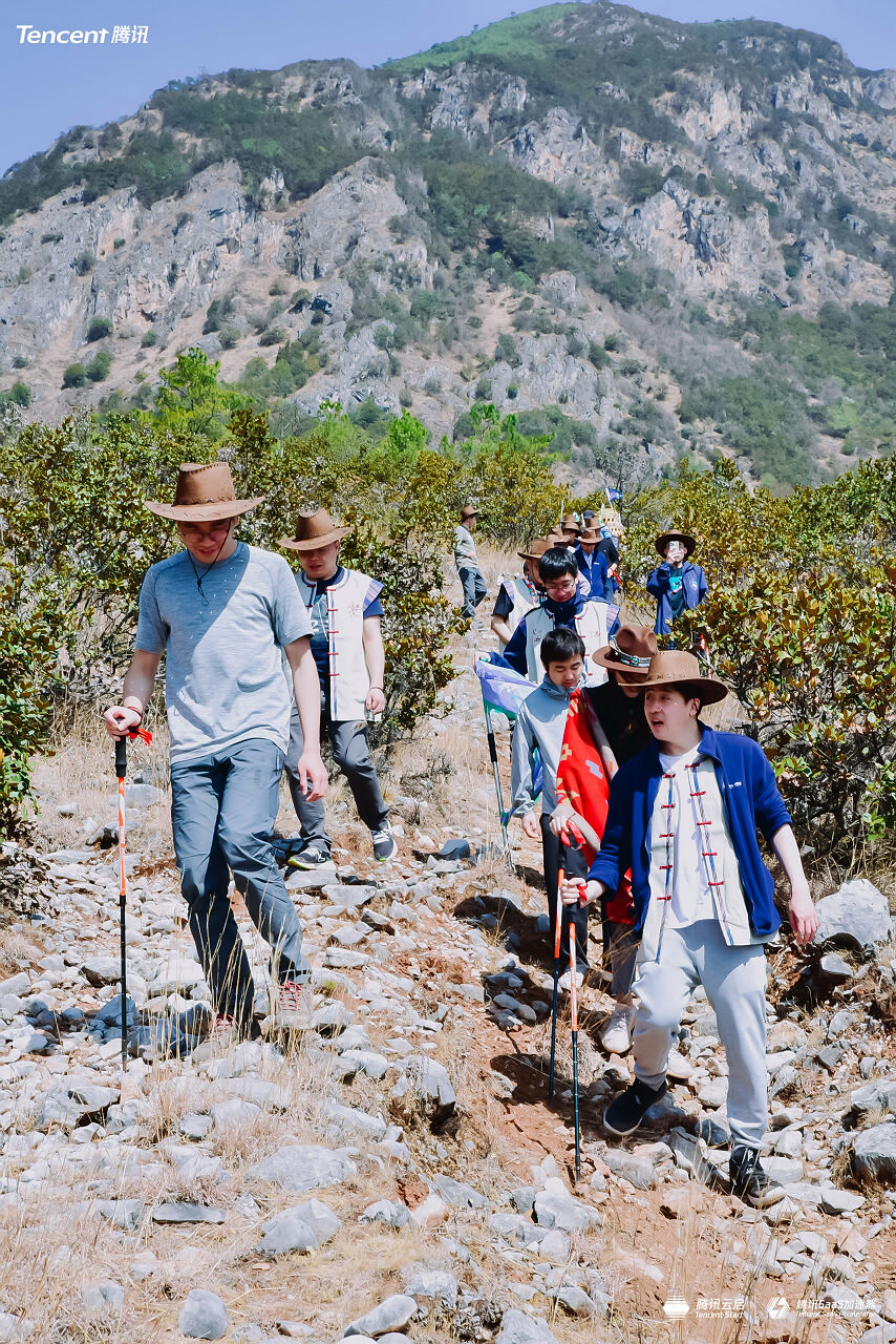 丽江玉湖村茶马古道徒步团建