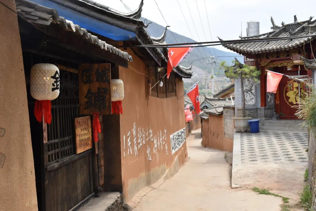 丽江红色旅游路线