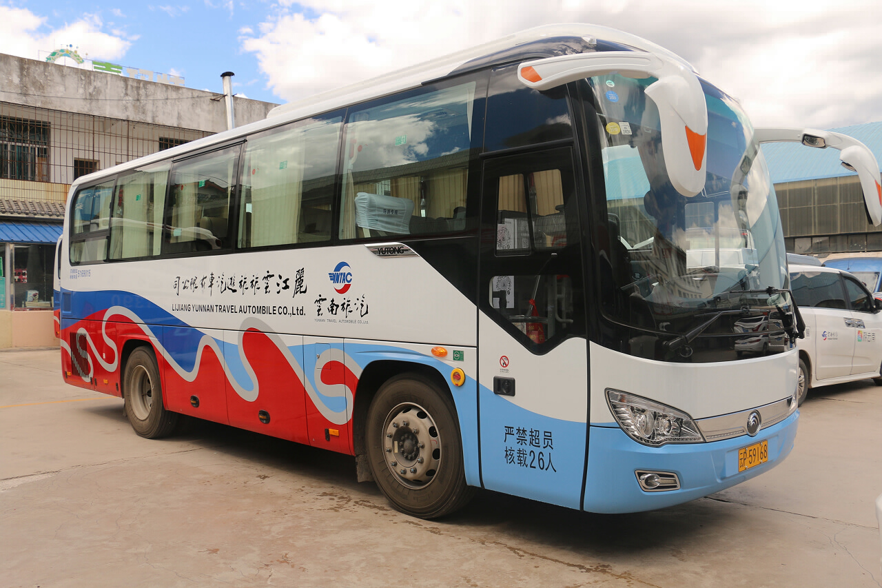 丽江旅游包车旅游服务首选丽江天行旅行社或者丽江天行租车服务公司