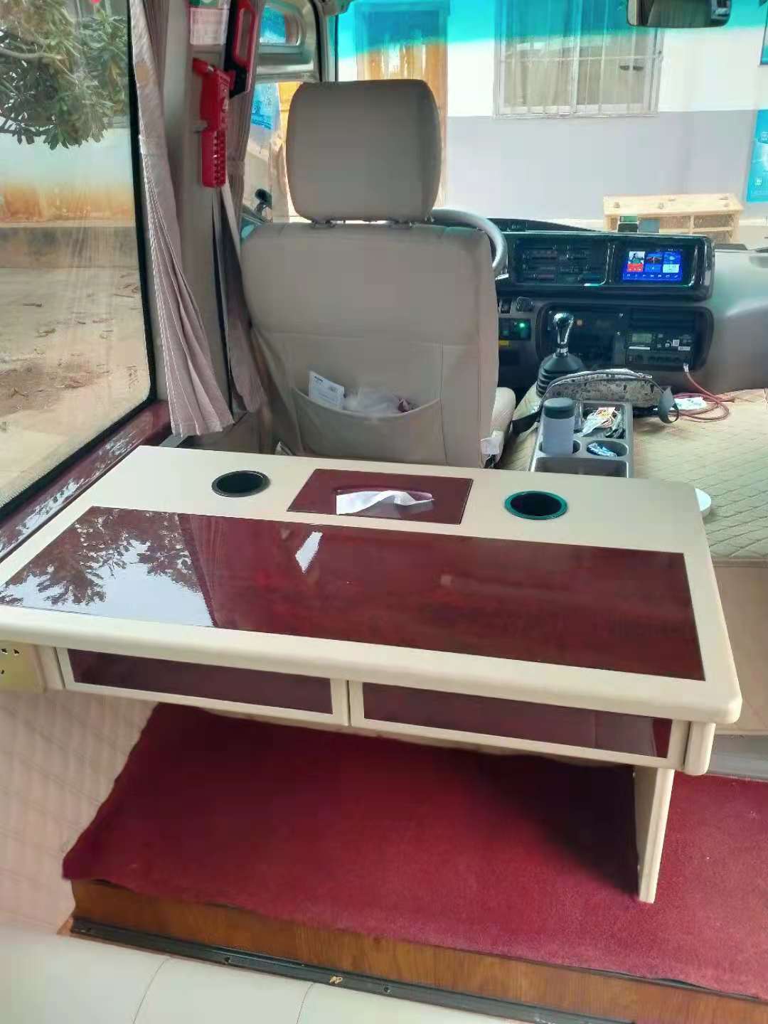 丽江旅游包车服务