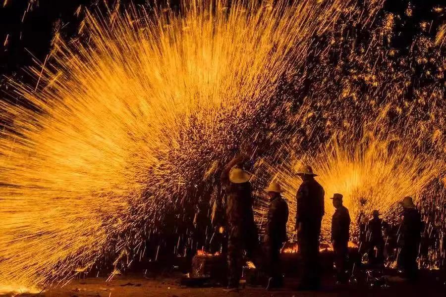 连续3天！这个端午，丽江雪山花海将上演奇幻光影秀！