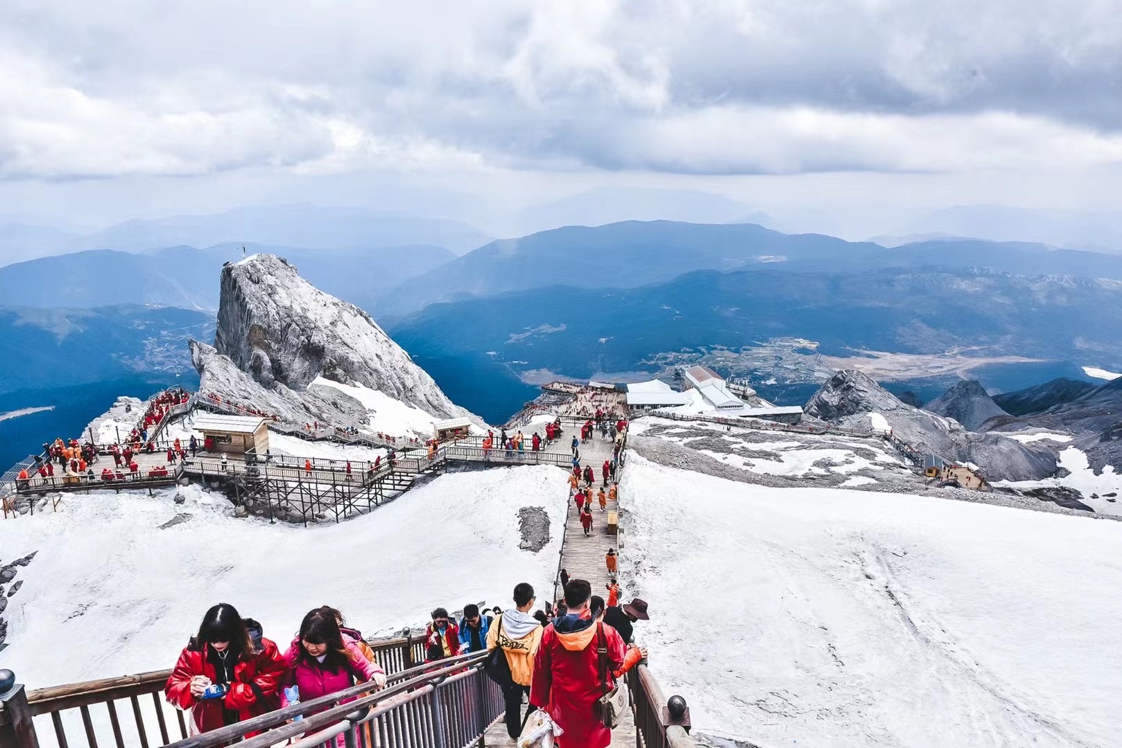 丽江玉龙雪山景区旅游