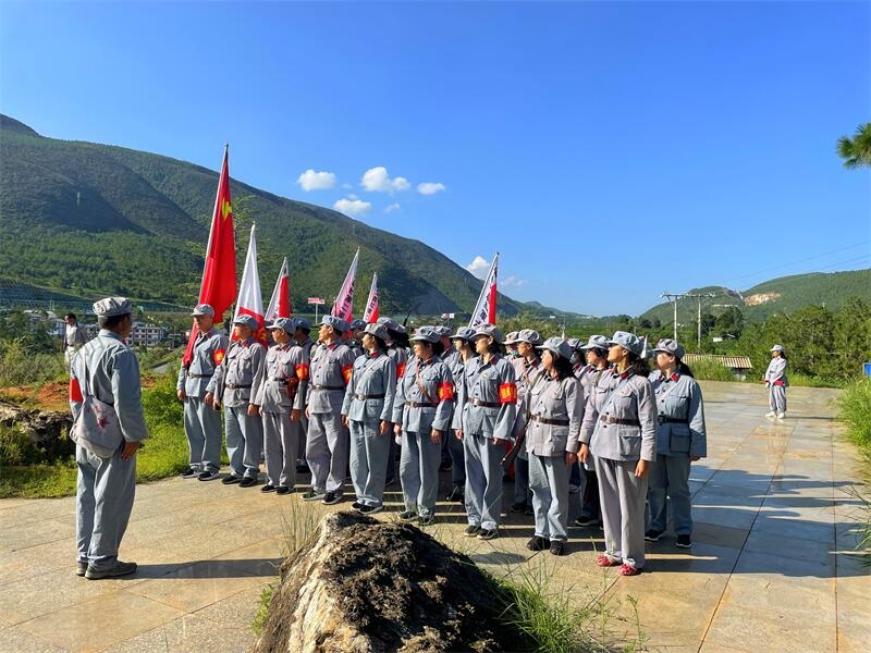 丽江红色主题党课之红军村