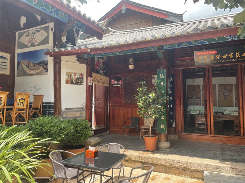 丽江古城接风楼