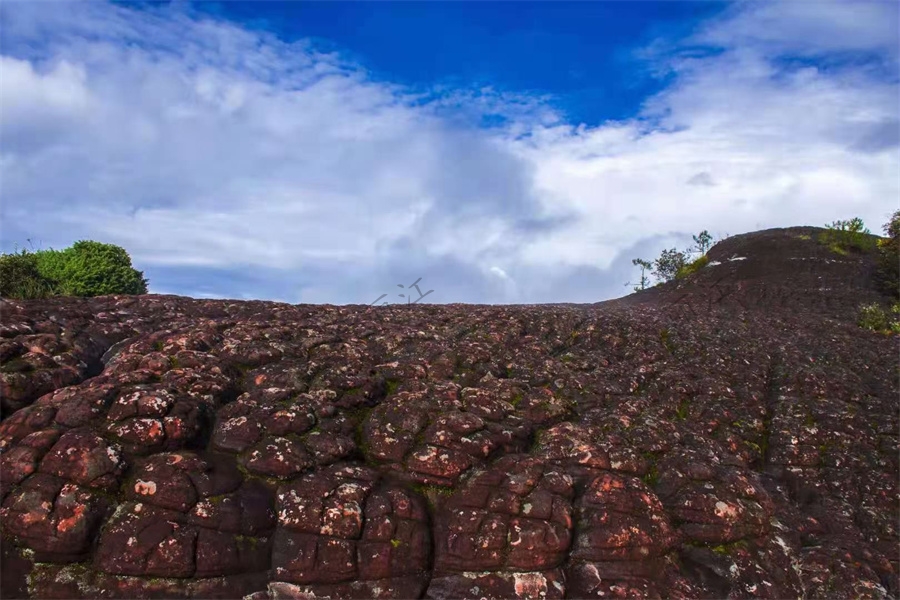 丽江黎明千龟山旅游景区