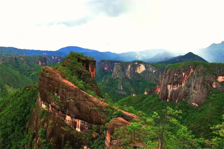 丽江黎明千龟山旅游景区