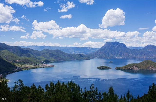 ​丽江旅游美丽的泸沽湖,它也是我心中最浪漫的泸沽湖​