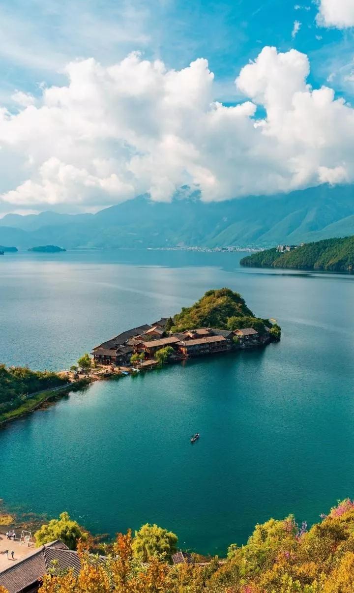 泸沽湖旅游