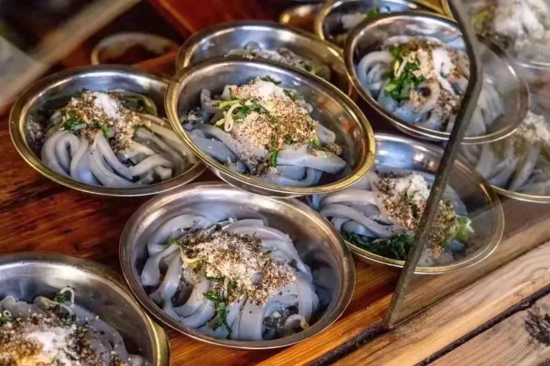 丽江古城这些必打卡小吃，你一定不能错过！ 丽江传媒公司