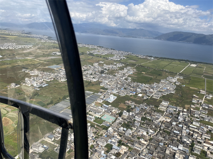 丽江户外运动推荐：丽江直升机空中游览，丽江驼峰航空俱乐部推出的小众刺激的团建项目之一