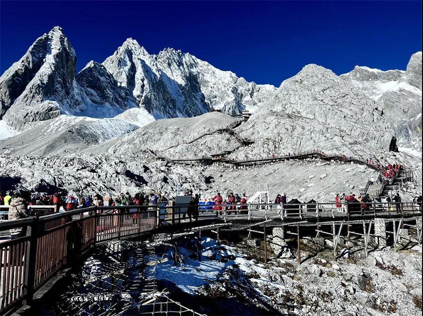 玉龙雪山