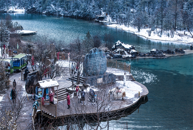 丽江旅游；新的一年，定要去见玉龙雪山一面！